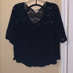 Arizona Jean Co. Lace blouses!